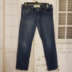 Hollister socal stretch capris.